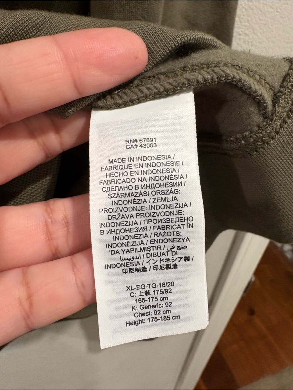 Nike San Francisco 49ers 2025 Salute to Service Club Fleece Hoodie Youth Size XL - Picture 12 of 13
